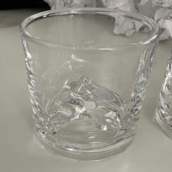 Everest Other - NWT - Everest Whiskey Decanter + 4 Glasses - Barware Gift Set